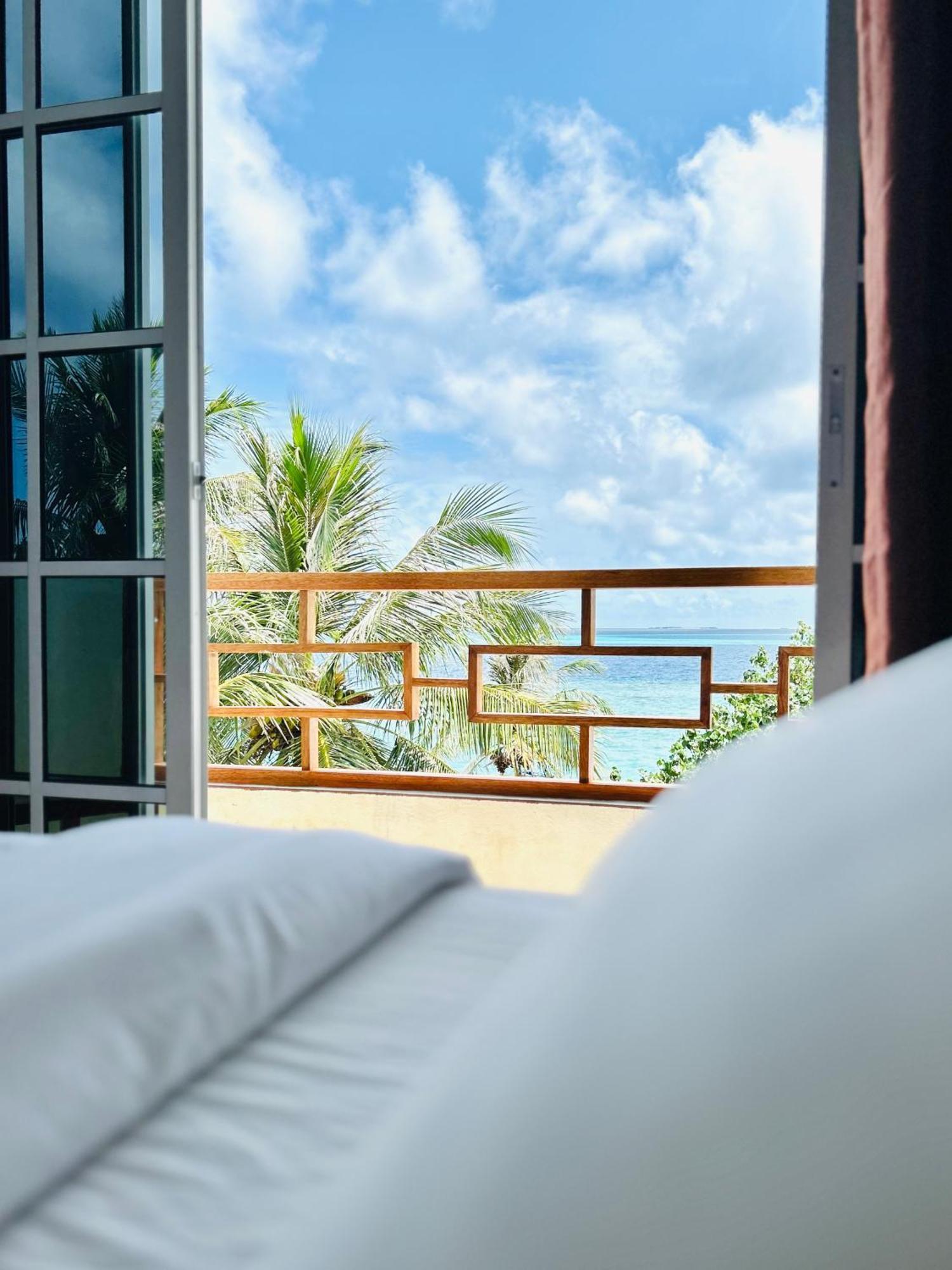 Hotel Aqua Sunset Gulhi Exterior foto